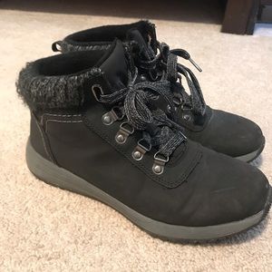 Sporto Casual Hiking Boots- Size 8
